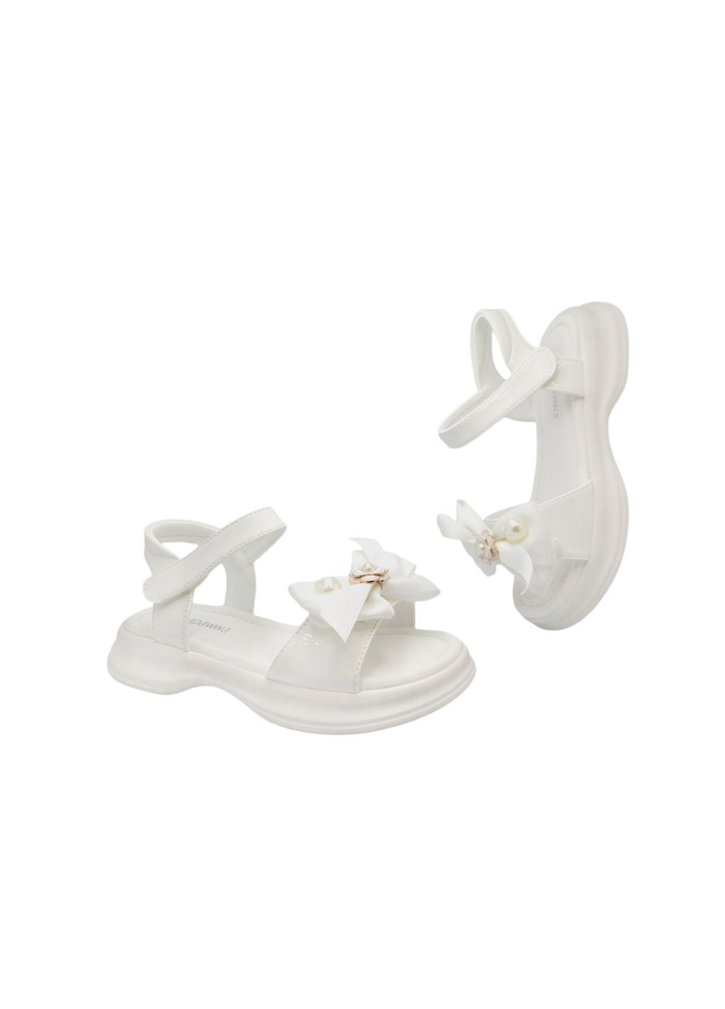 Белые повседневные босоножки Apawwa на липучке