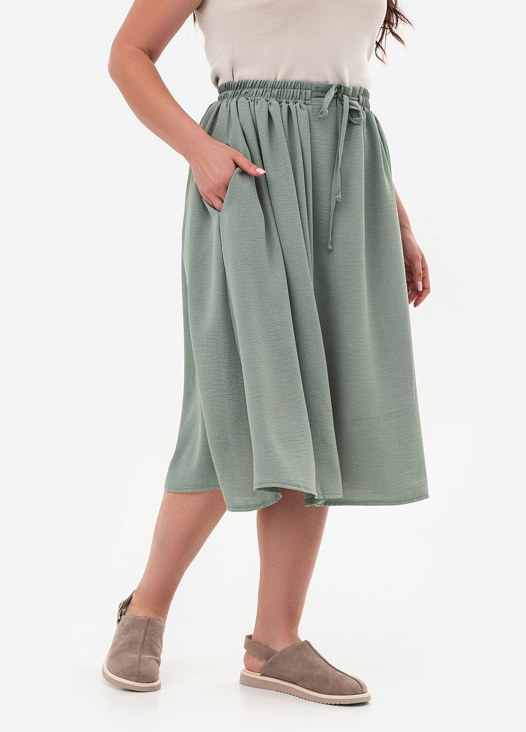 Зеленая однотонная юбка summer зеленый Garne