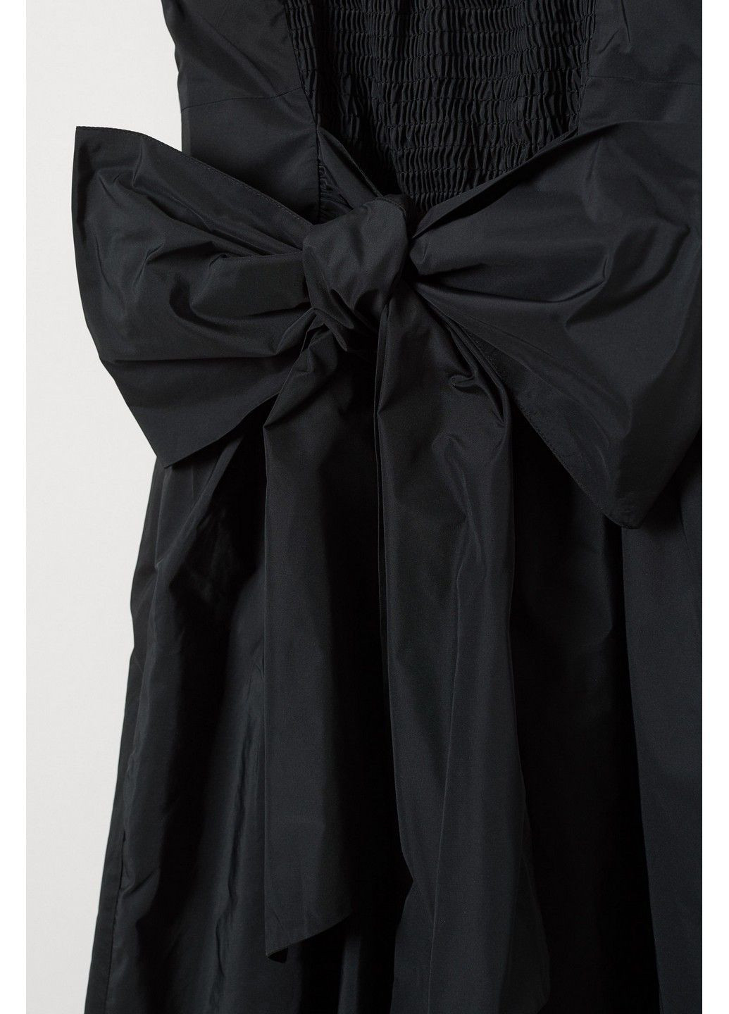 Чорна вечірня сукня H&M однотонна