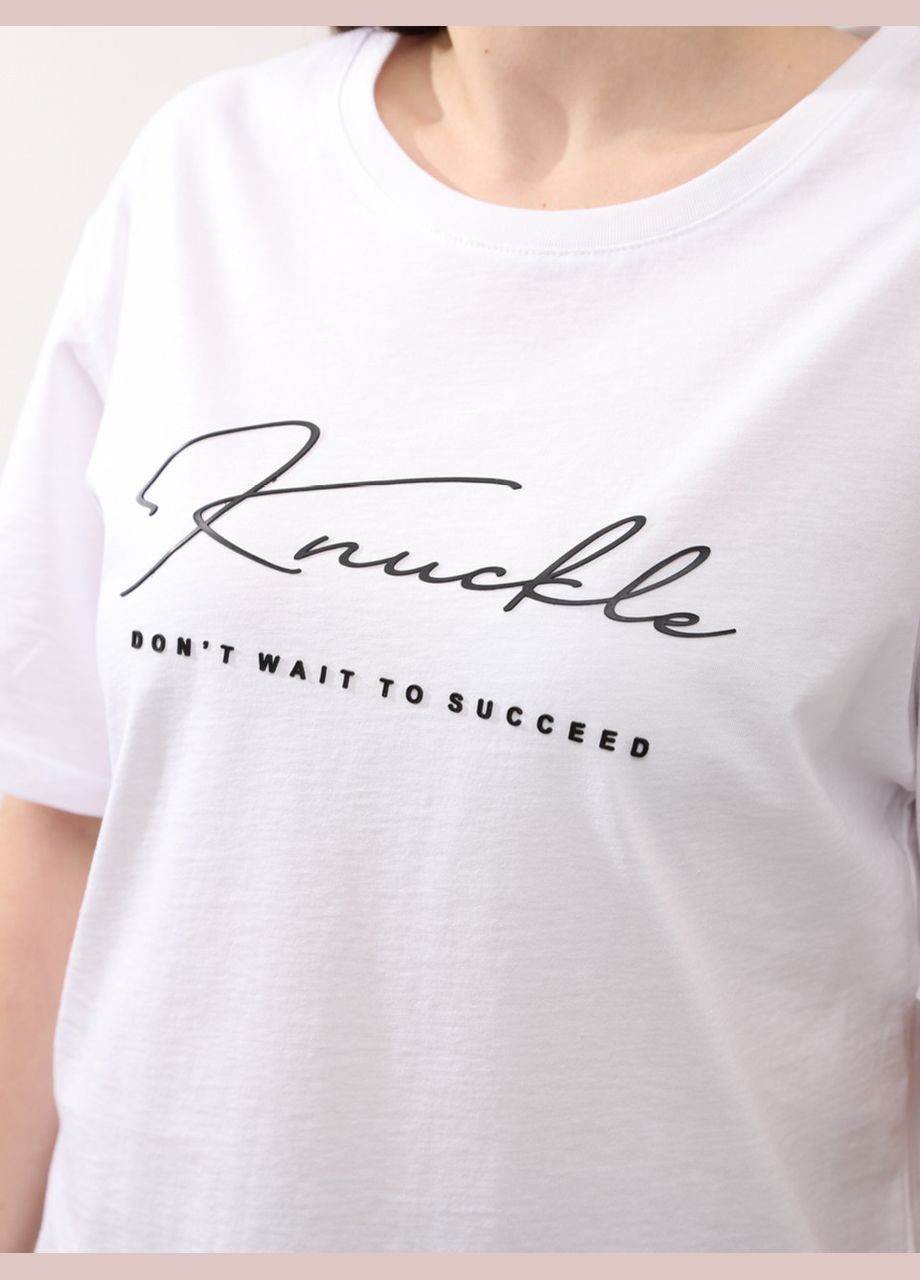 Женская футболка белая с надписью большой размер Whitney Пряма - (290254894)