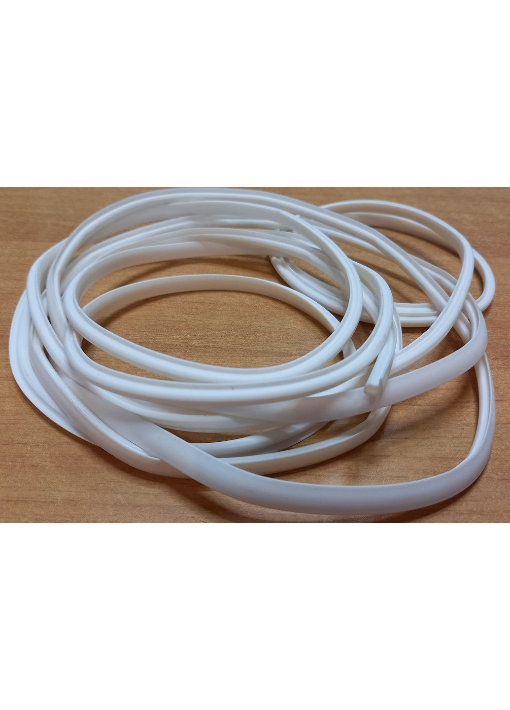 Заглушка паза штапика 4 мм біла 1 мп резина Poli (362160820)