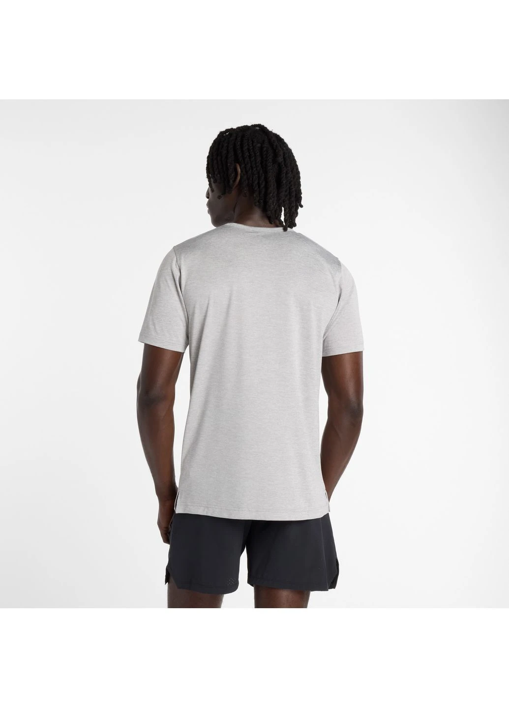 Сіра чоловіча сіра футболка sport essentials utility 52 (xl) (mt61o0u4ag) New Balance MT61O0U