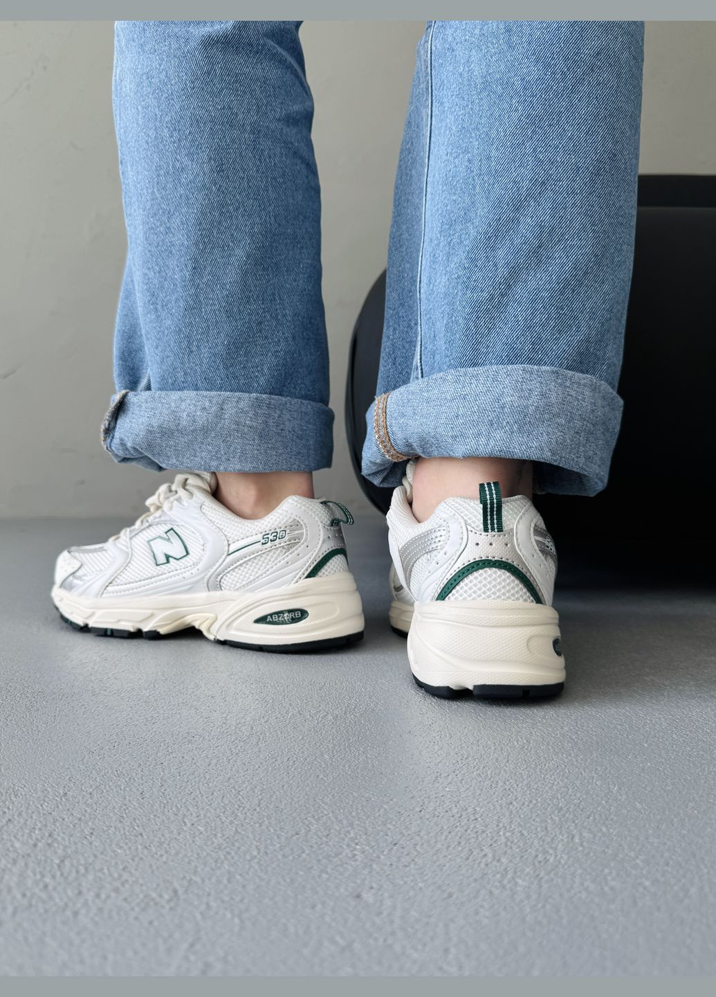 Кросівки жіночі New Balance 530 White Silver Green | Нью Беланс 530 білі No Brand білі демісезони (342059640)