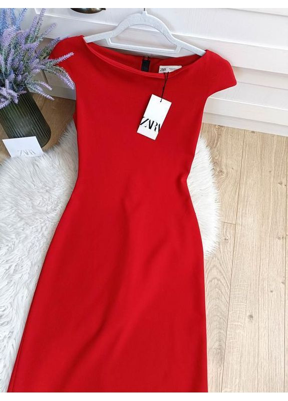 Красное облегающее платье меди zw collection Zara