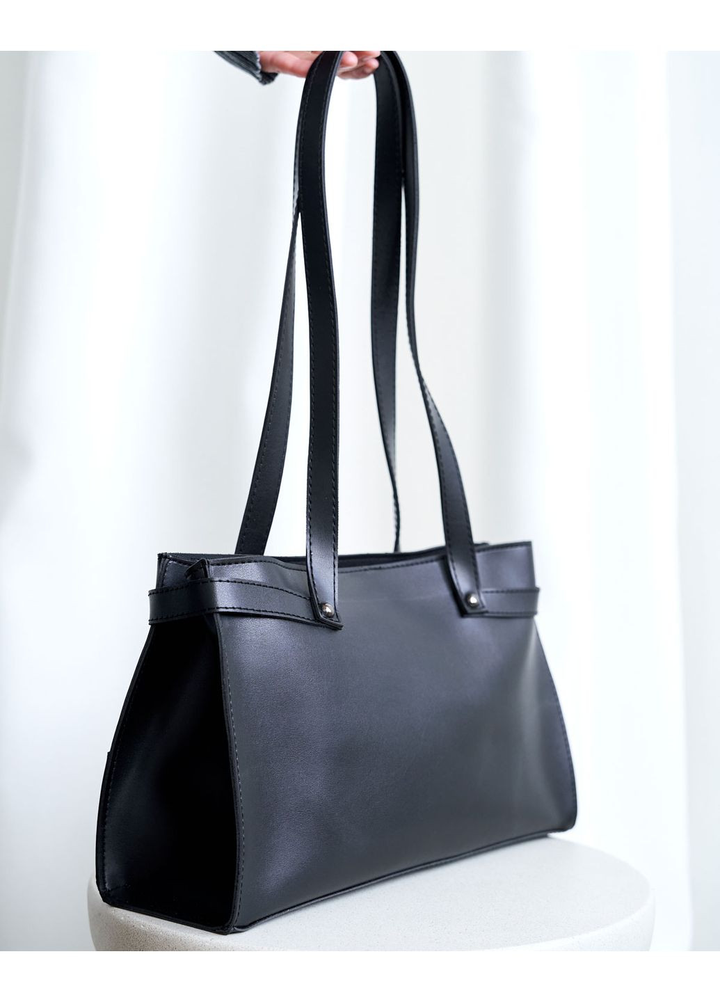 Женская сумочка «Мадлен» черная экокожа для девушек с молнией и одним отделением ProDobro (367267895)