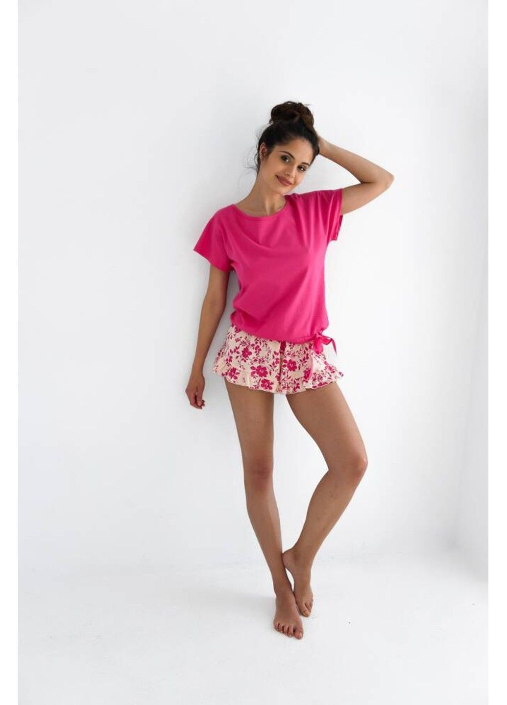 Розовая всесезон пижама из хлопка (футболка + шорты) розовая madalena s2020216 Sensis