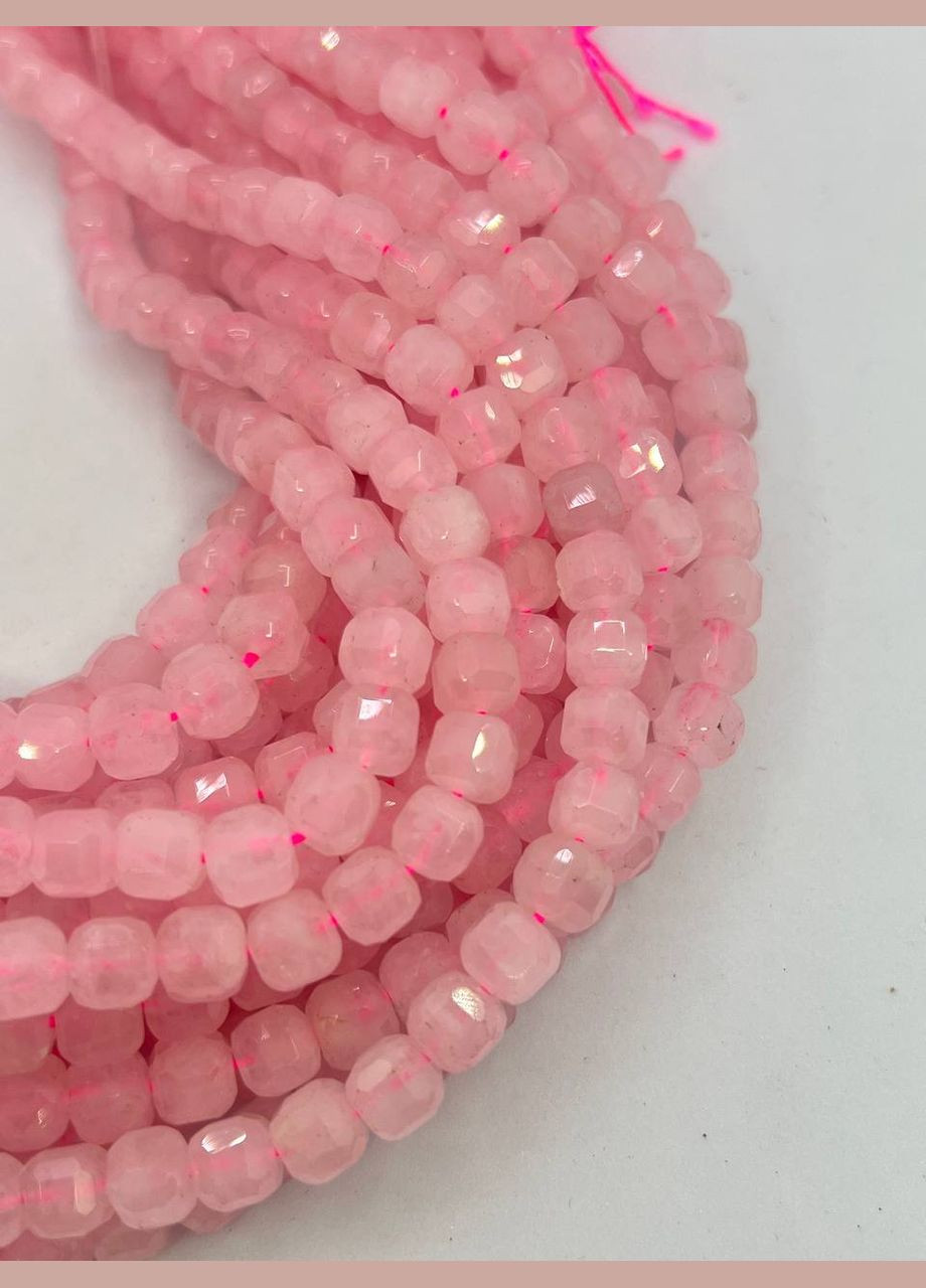 Рожевий кварц на нитці без замка 8х8 мм 40 см No Brand (321963879)