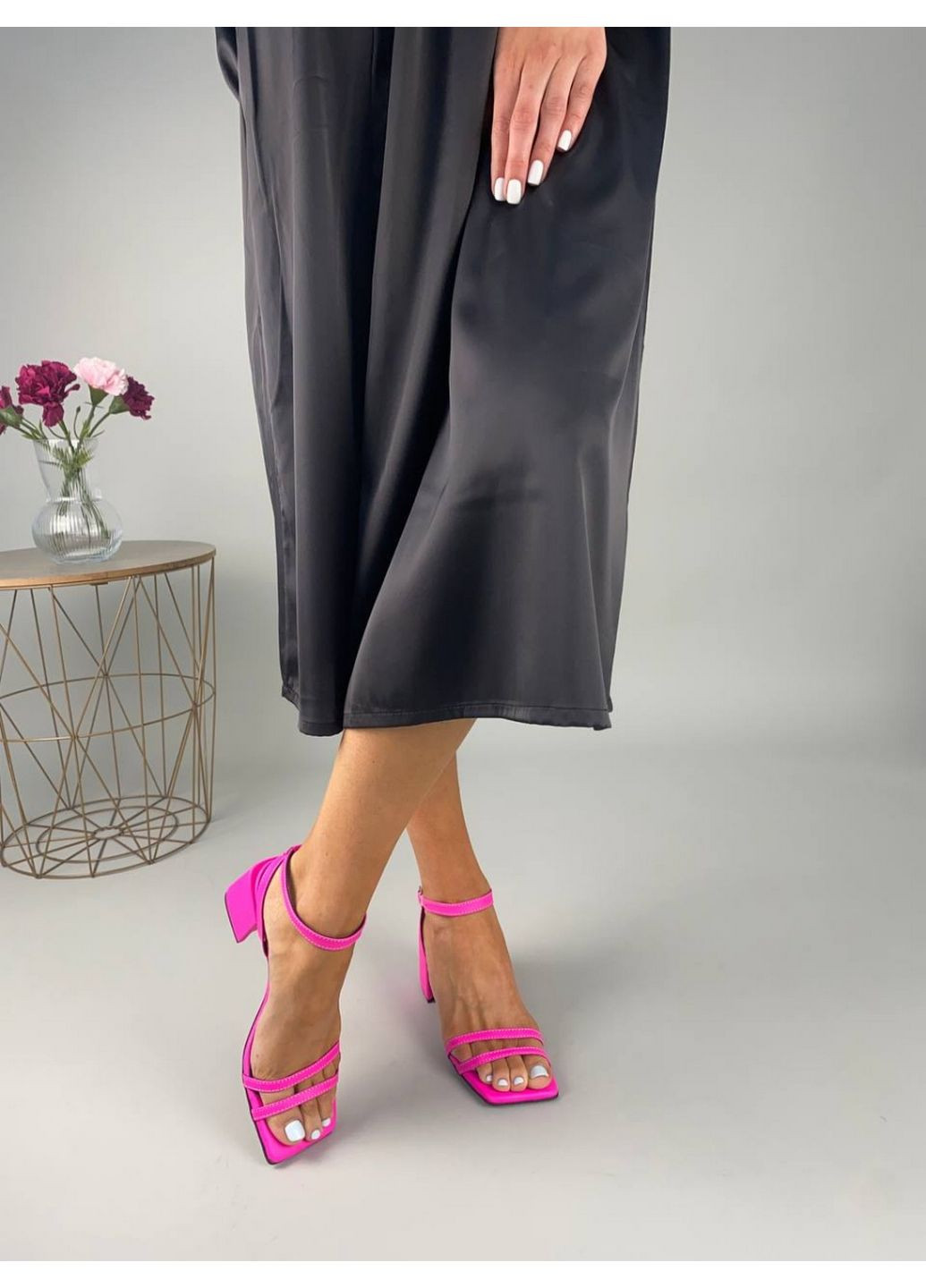 Фуксия кожаные женские босоножки (9401-4) VZUTIK