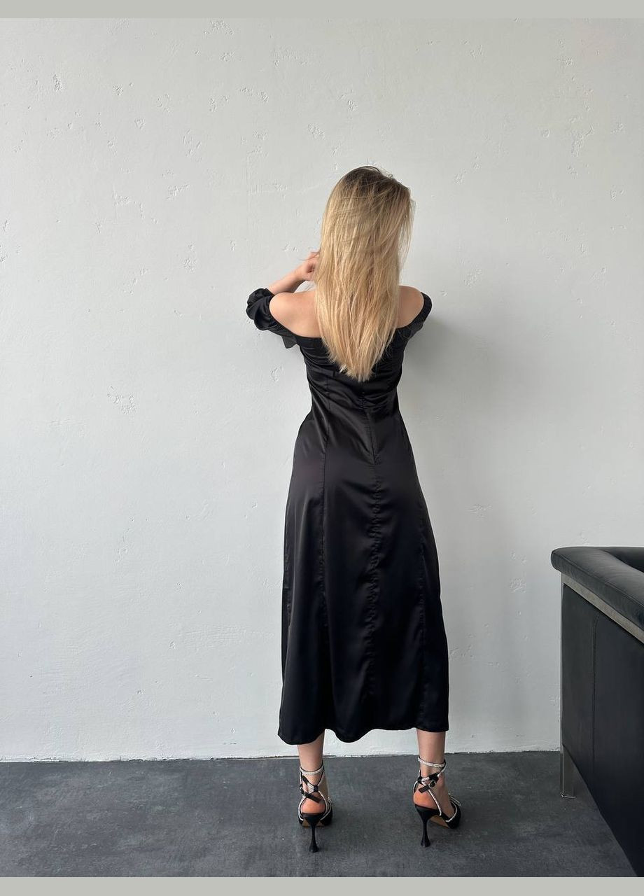 Чорна легка шовкова сукня міді чорного кольору 33584 а-силует Fashion однотонна