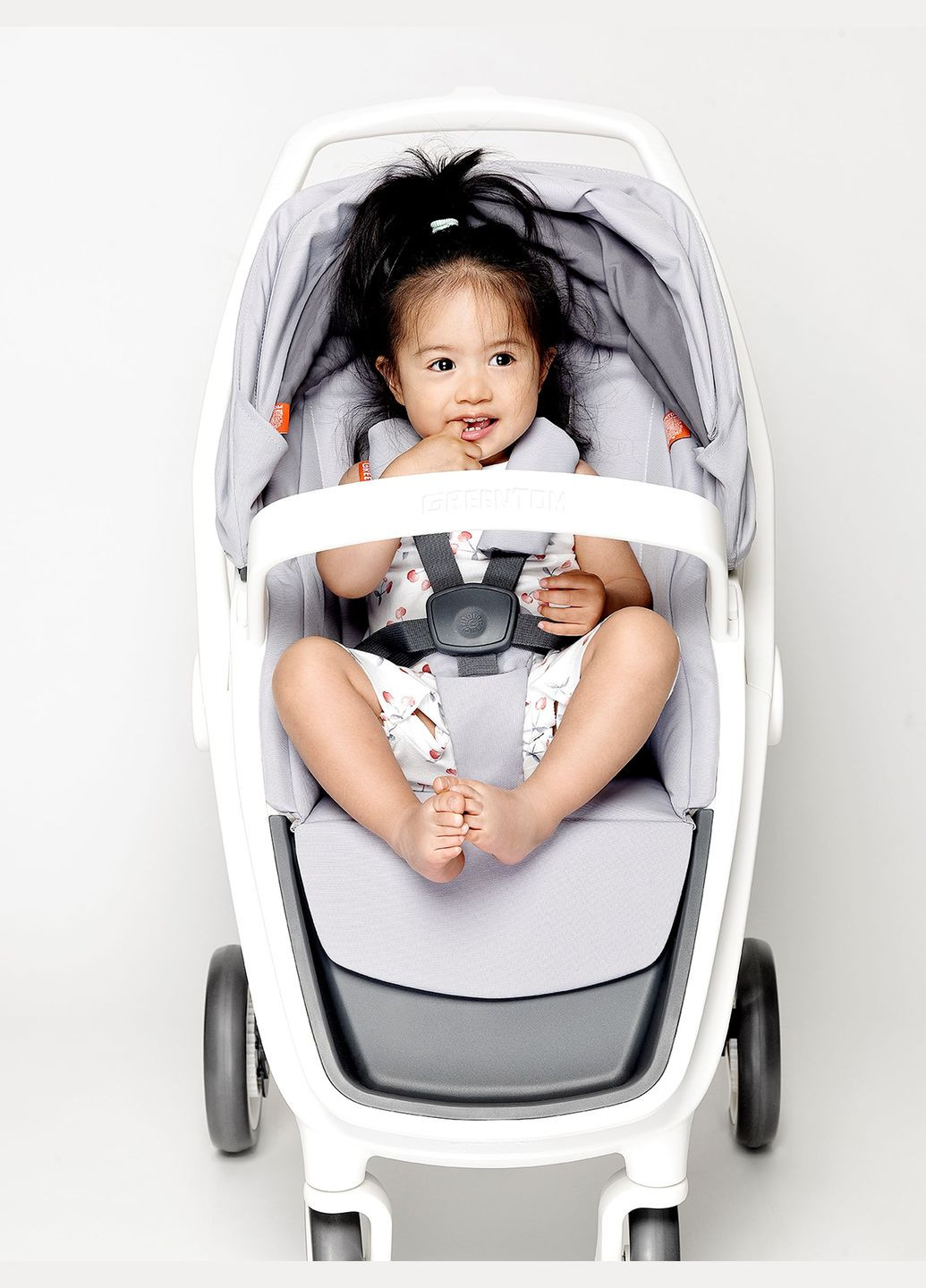 Прогулочная коляска Classic Grey-White Greentom (347585234)