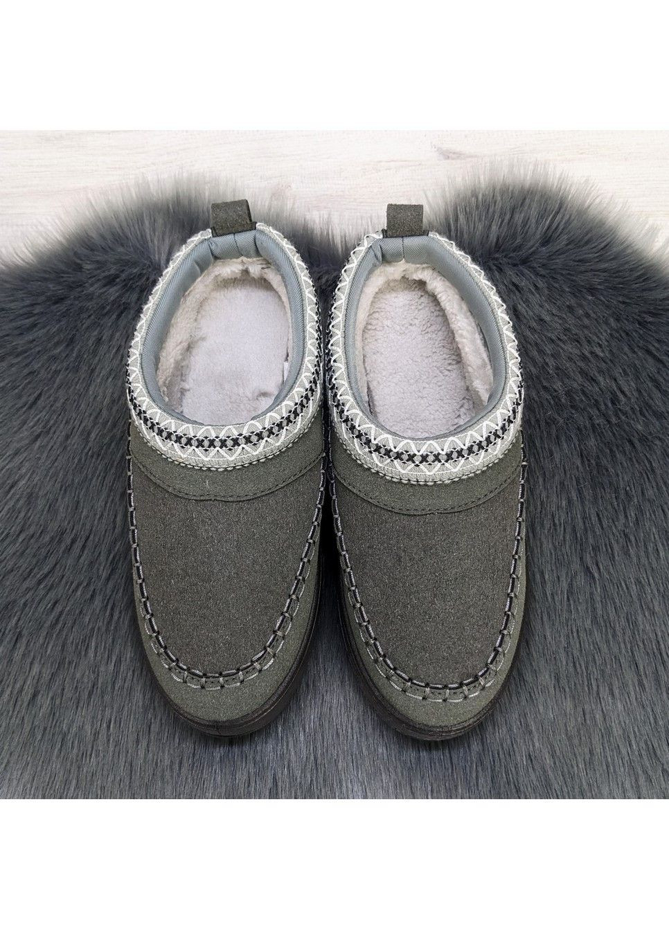 Осенние угги низкие женские зимние на меху Dago из искусственной замши