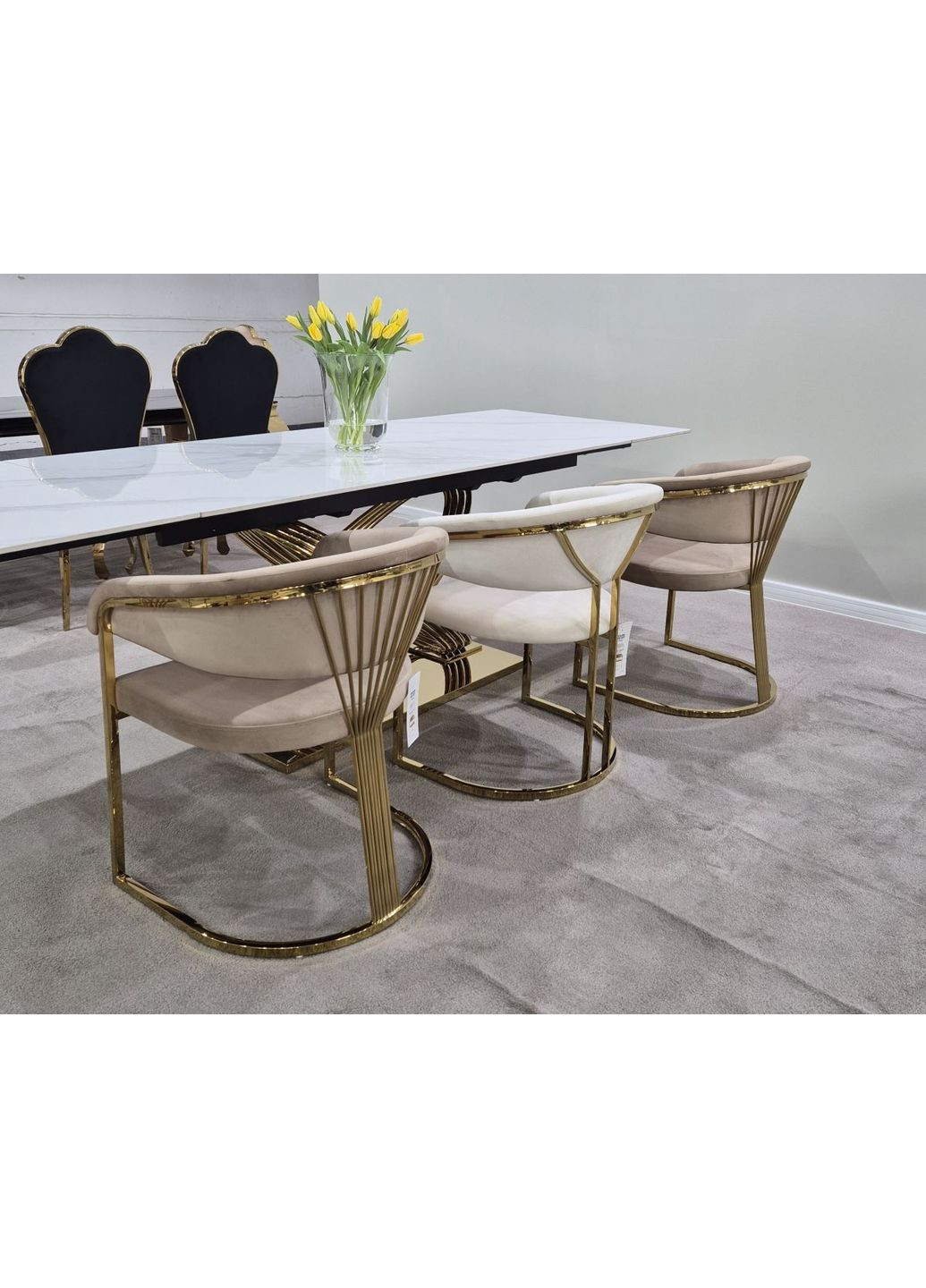 Стул кухонный CROWN VELVET золотой каркас / беж BL.28 CROWNVZLBE Signal (372178334)