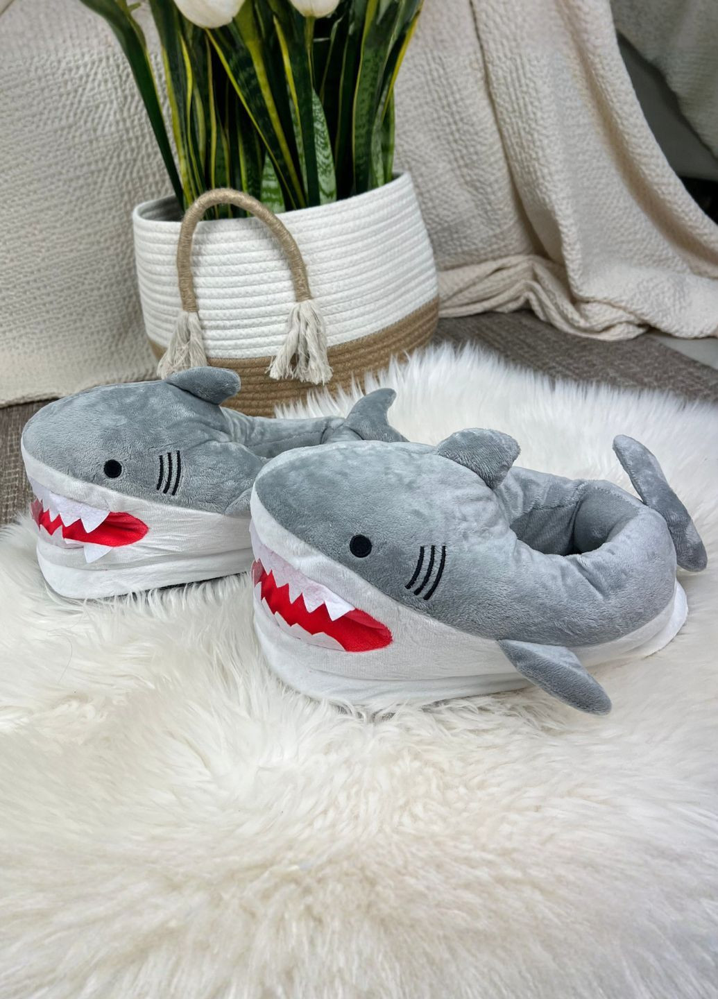 Домашні капці Акула плюшеві унісекс з антиковзною підошвою My Kigu (366874059)