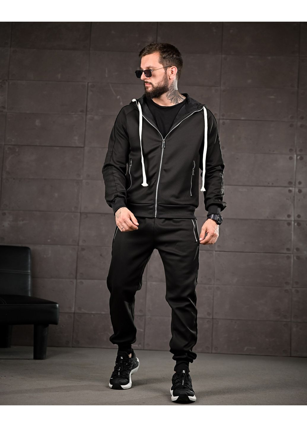 Мужской зимний спортивный костюм на флисе черный No Brand (361444807)