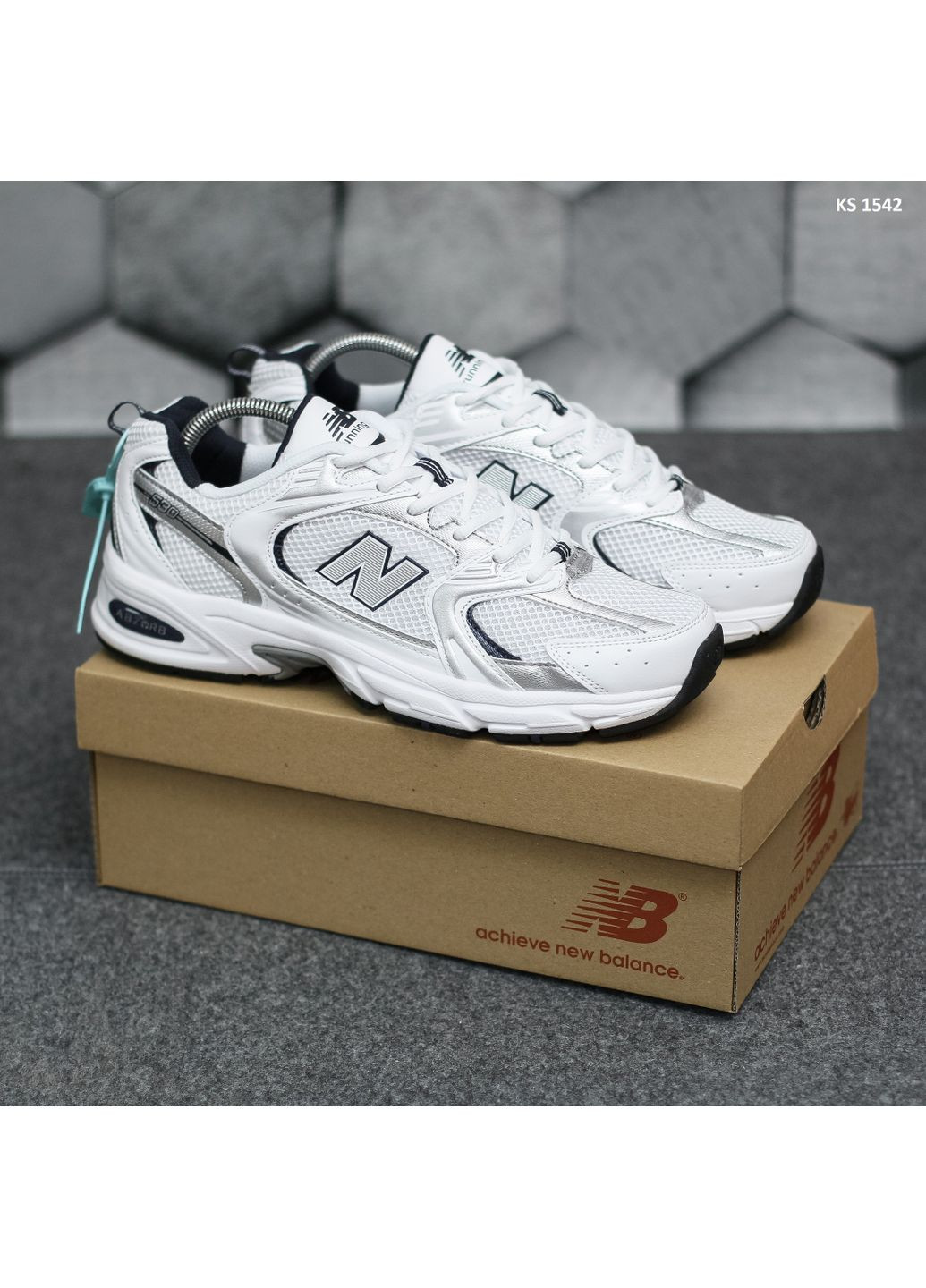 Белые демисезонные кроссовки мужские new balance 530 abzorb white нью беланс 530 No Brand