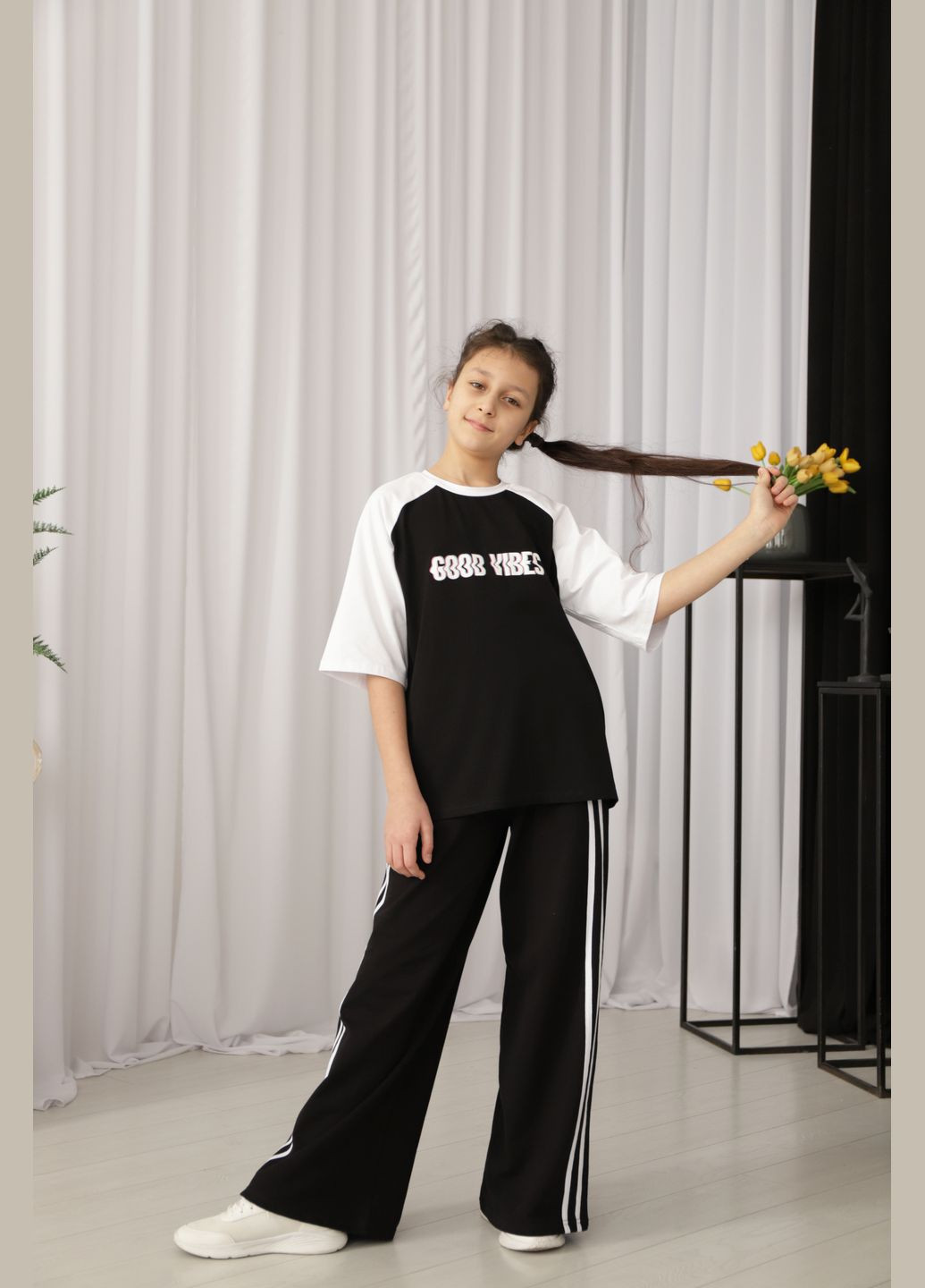 Біла літня підліткова футболка для дівчини fttd-25-6 оверсайз GABBI