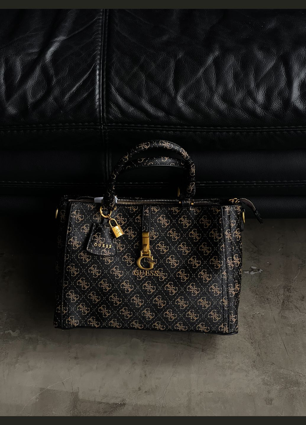 Сумка в коричневому кольорі Гесс джеймс medium No Brand (318652842)