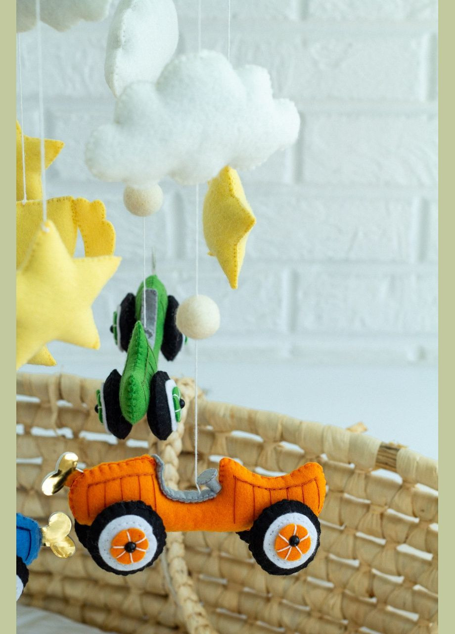 Дитячий музичний мобіль на ліжечко для немовлят WooolyWool «Круті тачки» з 35 мелодіями No Brand (342758010)