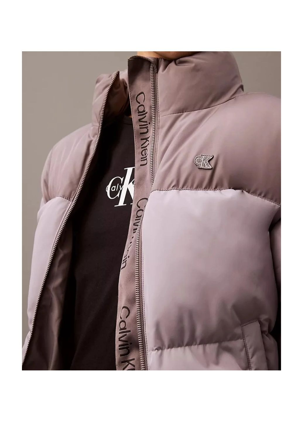 Фіолетова пуховик жіночий violet 40wl853030 Calvin Klein