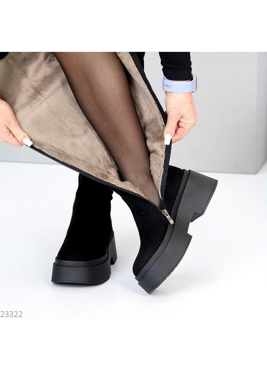 Черные осенние женские ботфорты No Brand