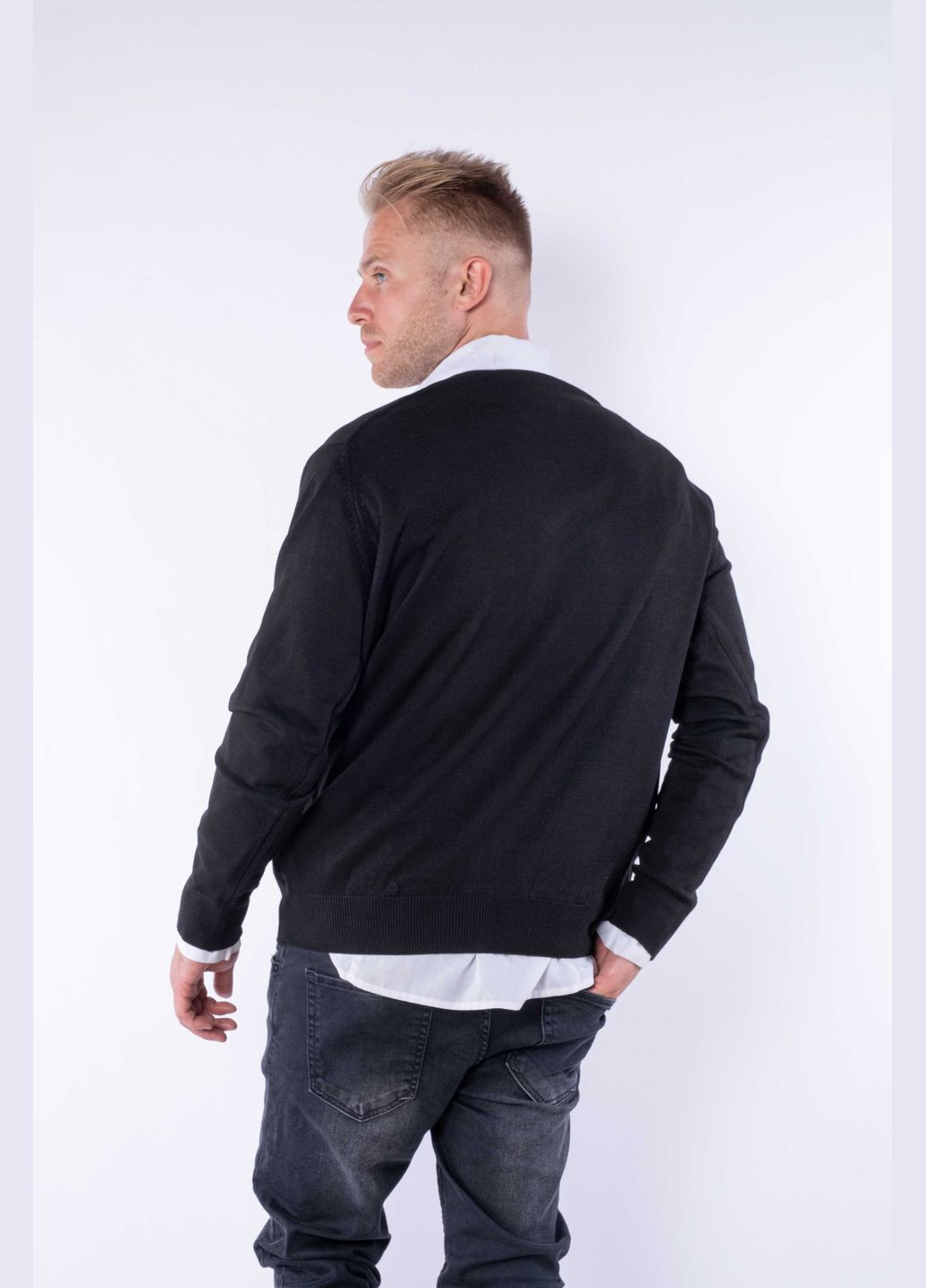 Черный демисезонный пуловер (черный) Time of Style