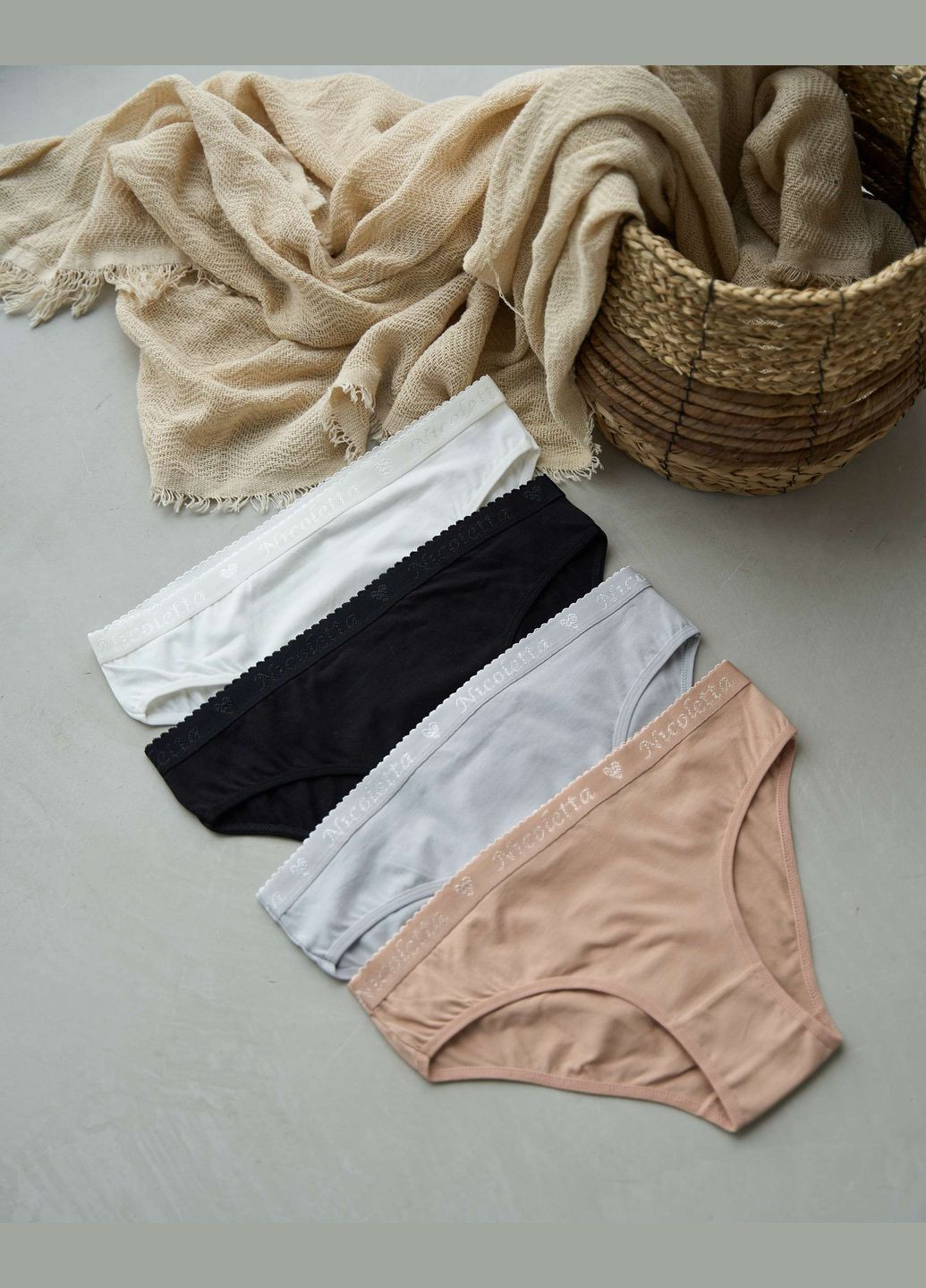 Трусики женские однотонные 5 шт. Nicoletta (322126875)