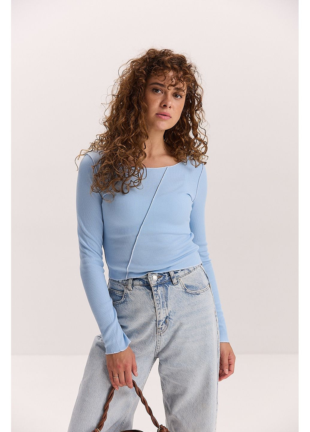 Кроп-топ с длинными рукавами молочный со швами наружу Arjen (353305959)