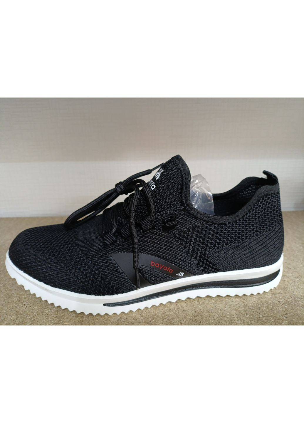 Чорні кросівки Navigator