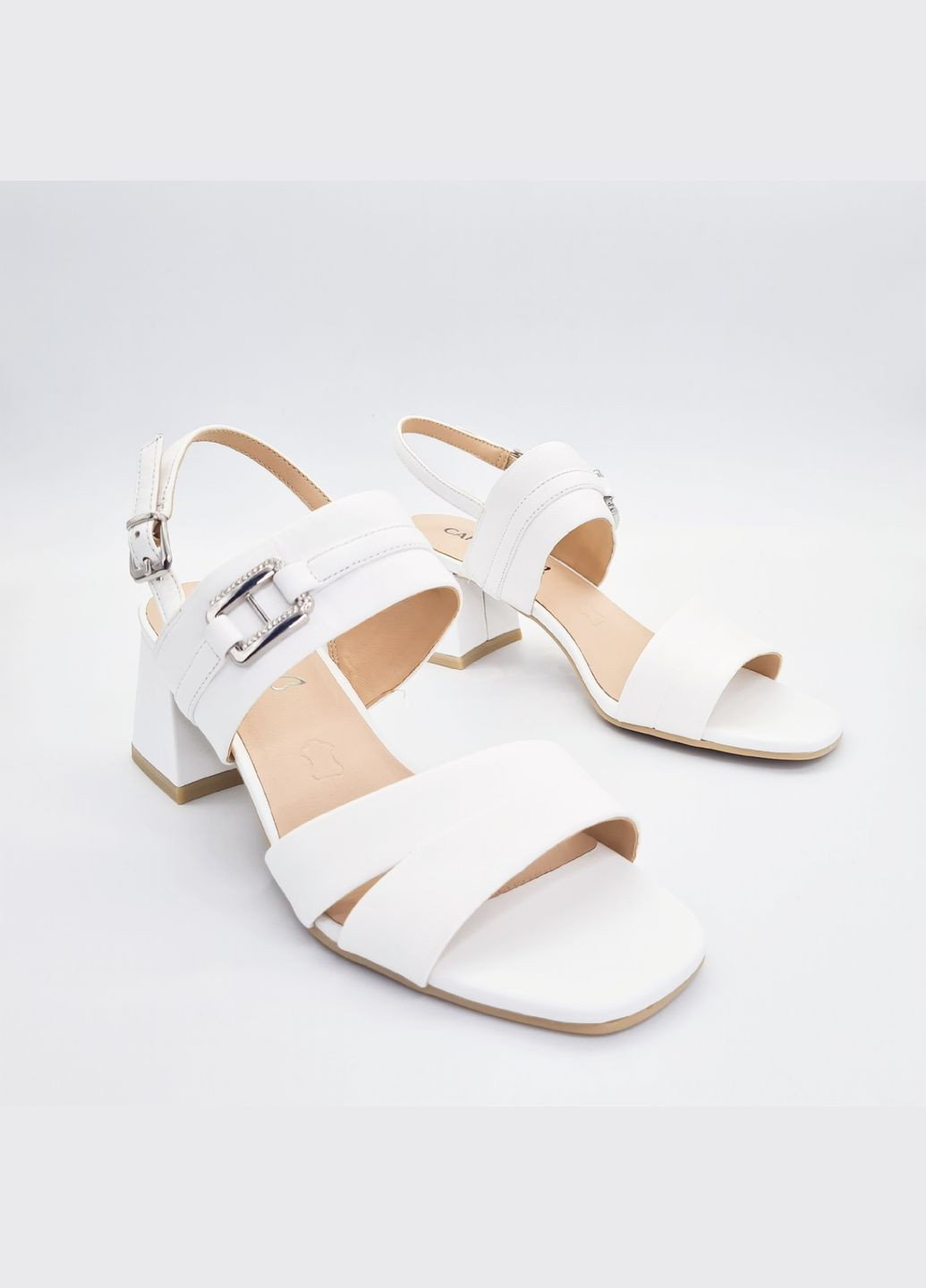 Белые босоножки (р) кожа 0-1-1-9-28301-44-102-1 Caprice с ремешком