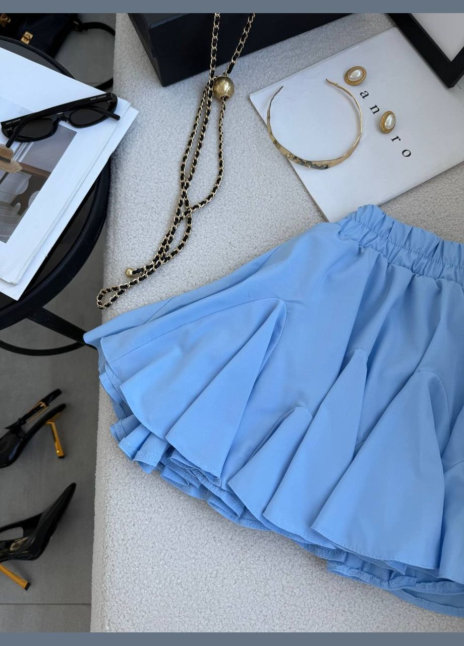 Легка коротка спідниця-шорти із софту однотонна блакитного кольору, стильна та повітряна, ідеальний варіант для літніх образів No Brand 591-7 (326502000)