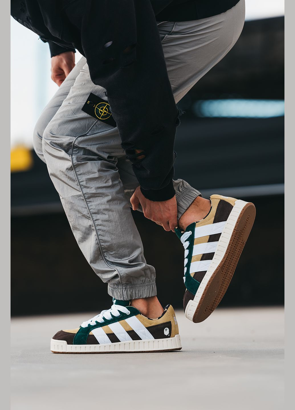 Бежевые всесезонные кроссовки мужские adidas lwst x bape beige green brown white | адидас лвст бежевые зеленые коричневые белые No Brand