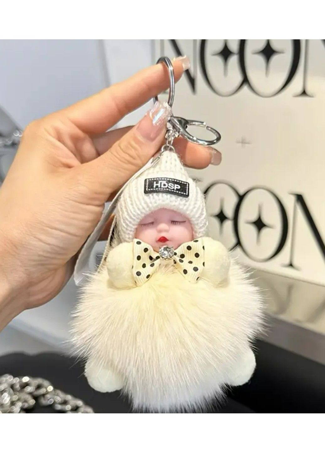 Підвіска брелок для ключів спляча лялька No Brand (331172894)