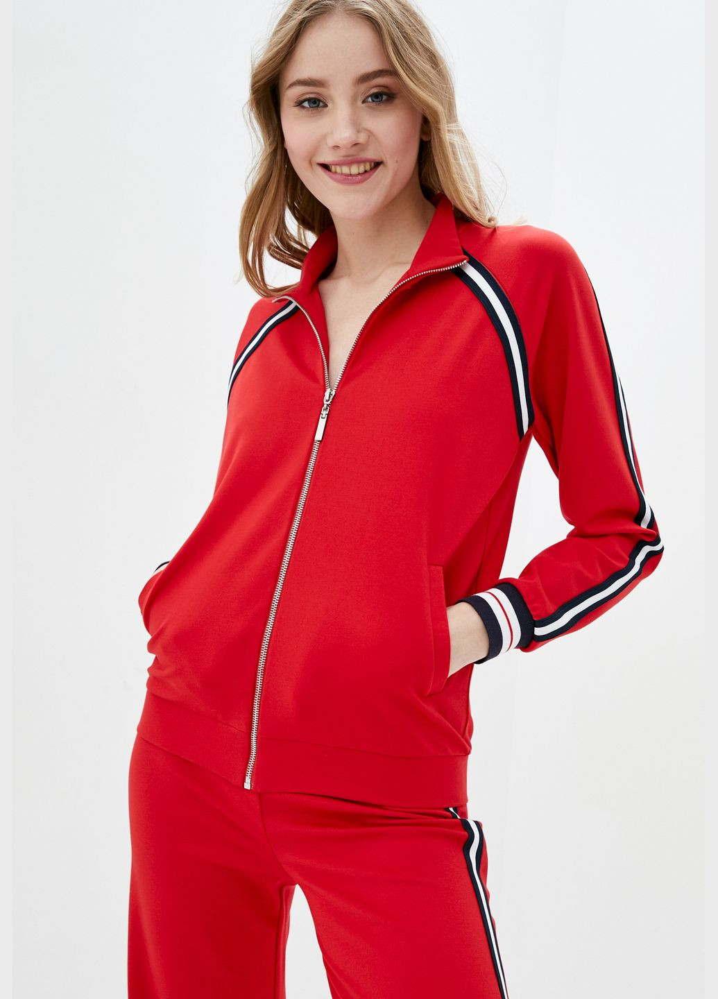 Жіночий спортивний костюм червоний з контрастними лампасами. ORA (282737200)