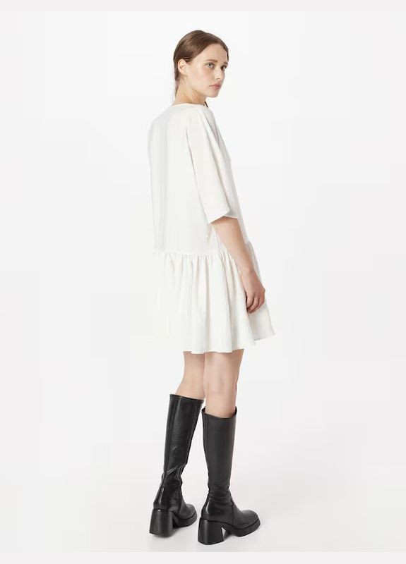 Белое платье Weekday однотонное