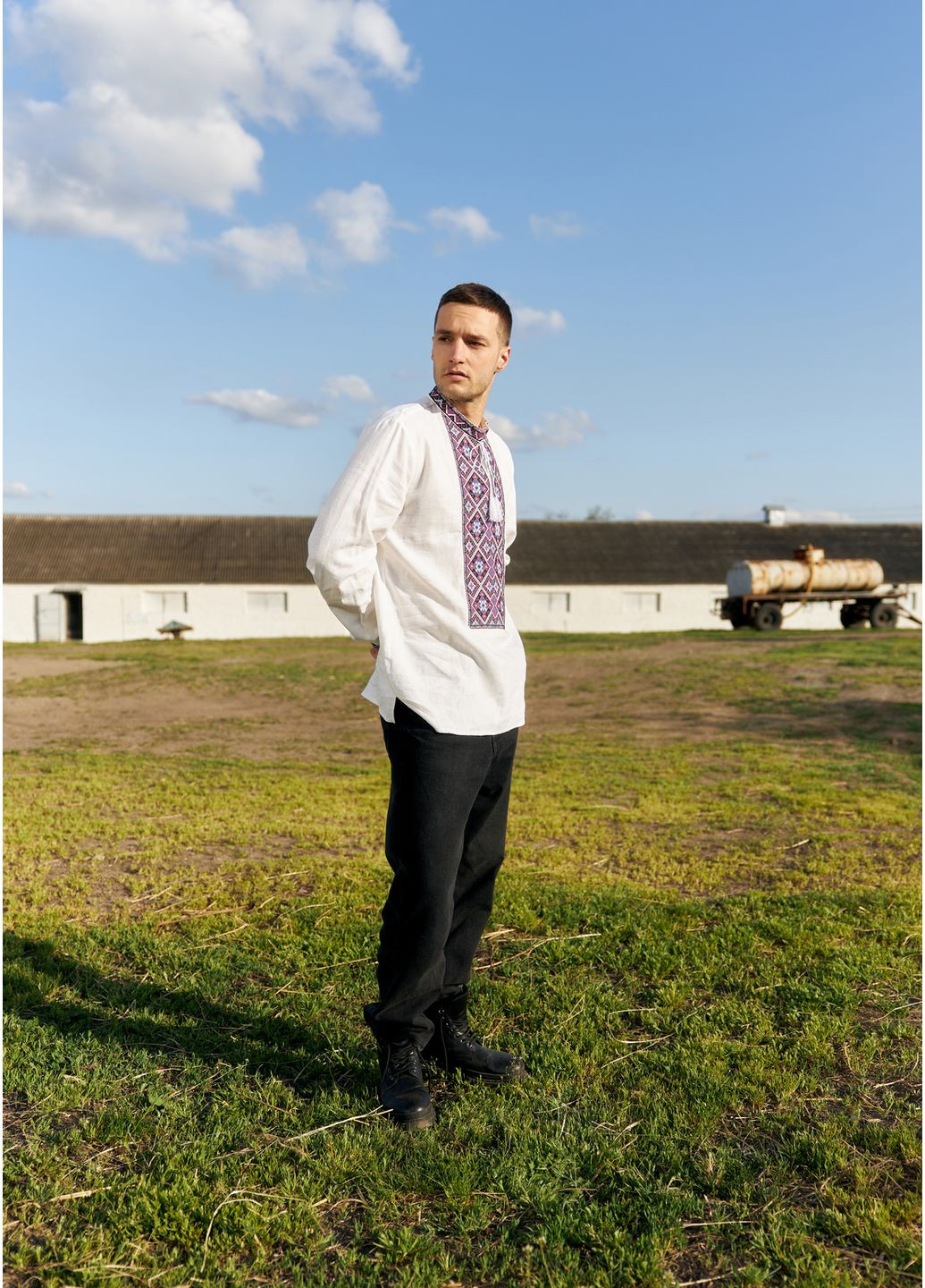 Біла біла чоловіча лляна вишиванка з орнаментом гетьман MOTYV візерунок орнамент льон (362003531)