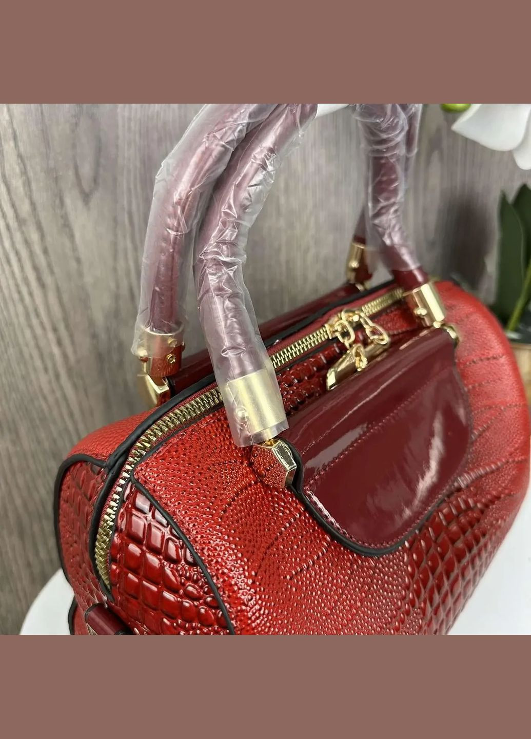 Жіноча містка сумка класика Червоний PTR No Brand (317769435)