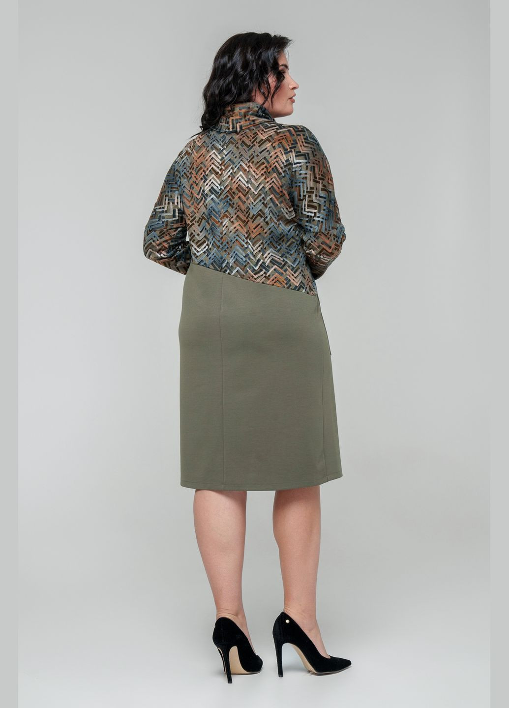 Оливковое (хаки) повседневный платье асимметричное спинка с принтованными полосатыми вставками all posa (ap101692p) A'll Posa