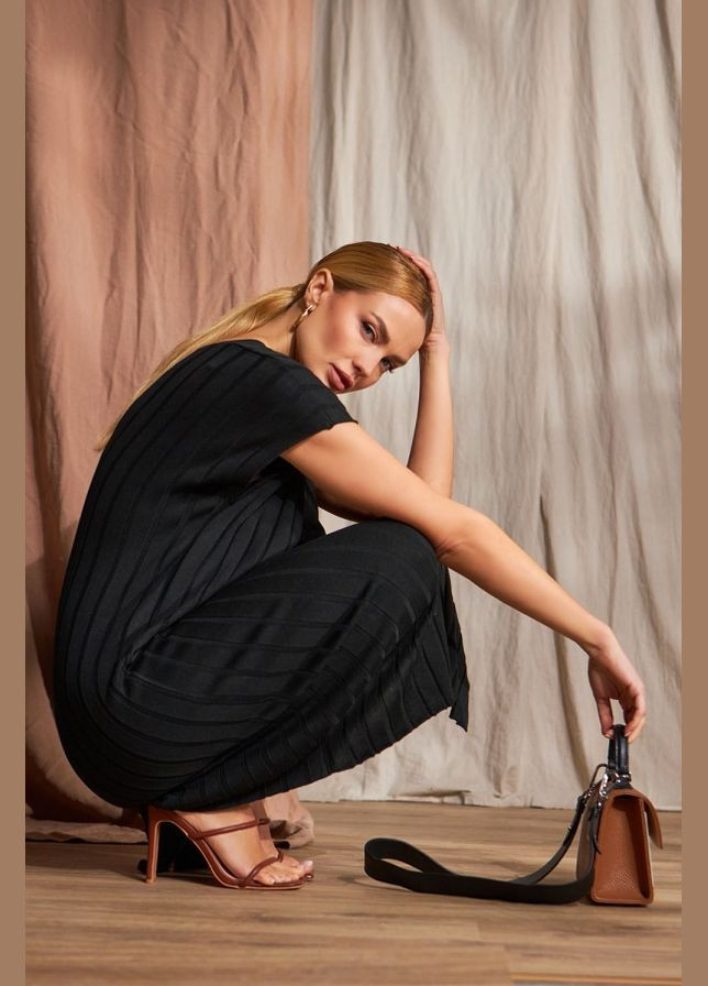 Чорна повсякденний подовжена сукня вільного крою з бавовною та віскозою (2500) Triko Bakh