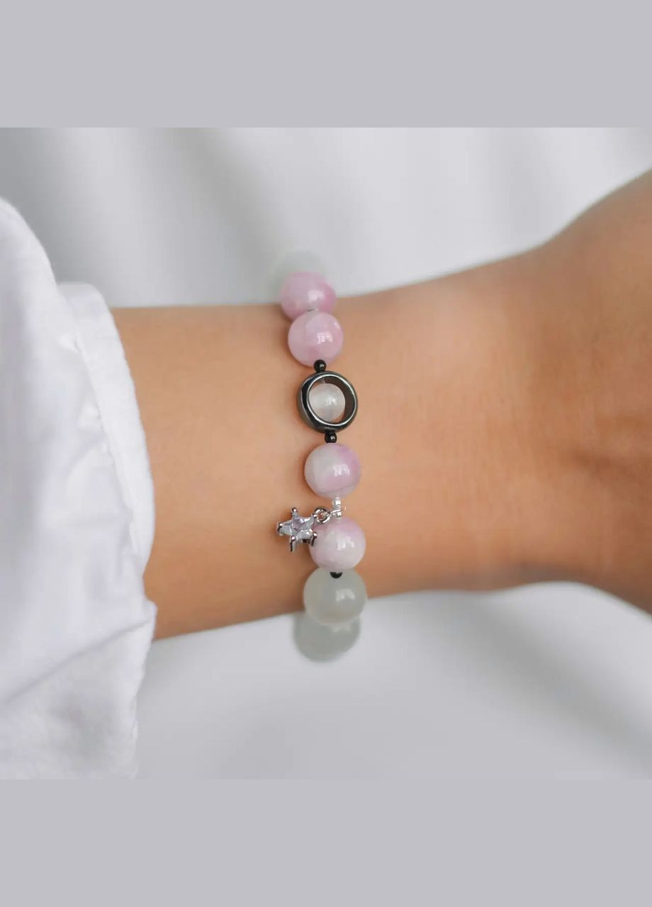 Браслет натуральный камень Кунцит+Кошачий Глаз +вставки черная Шпинель, фур-ра гип-ный сплав d-8мм+- L-18см No Brand браслет (301651281)