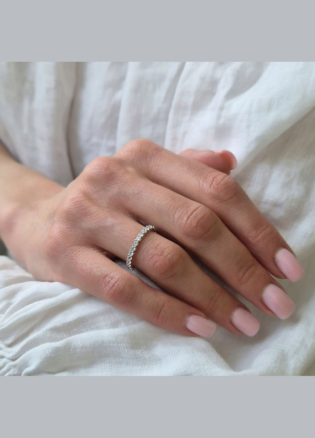 Серебряное кольцо Дорожка с белыми камнями размер серебро 925 пробы Родированное 722р 1.35г No Brand (340916725)