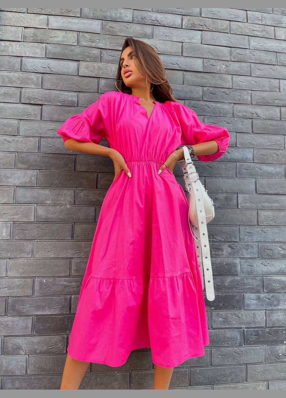 Малиновое повседневный платье меди с объемными рукавами и многоярусной юбкой MonCher