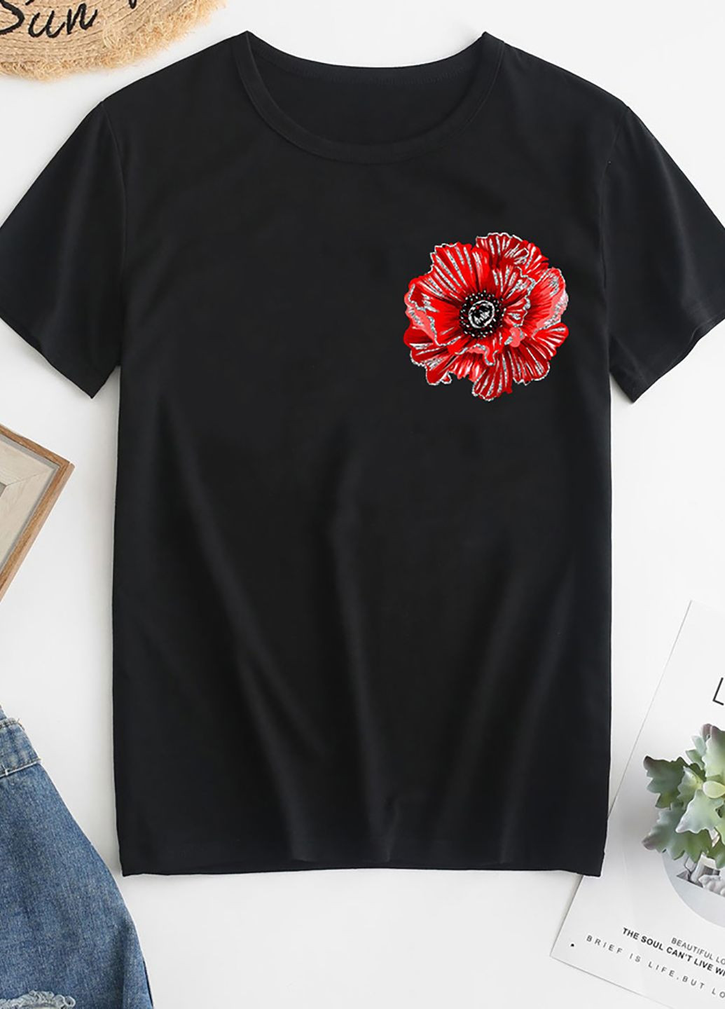 Чорна демісезон футболка жіноча чорна abstract floral Zuzu