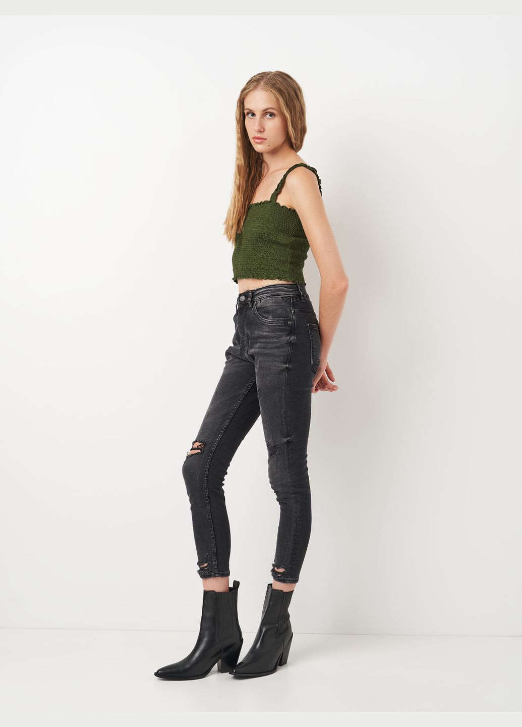 Кроп топ из вискозы Stradivarius (301378240)