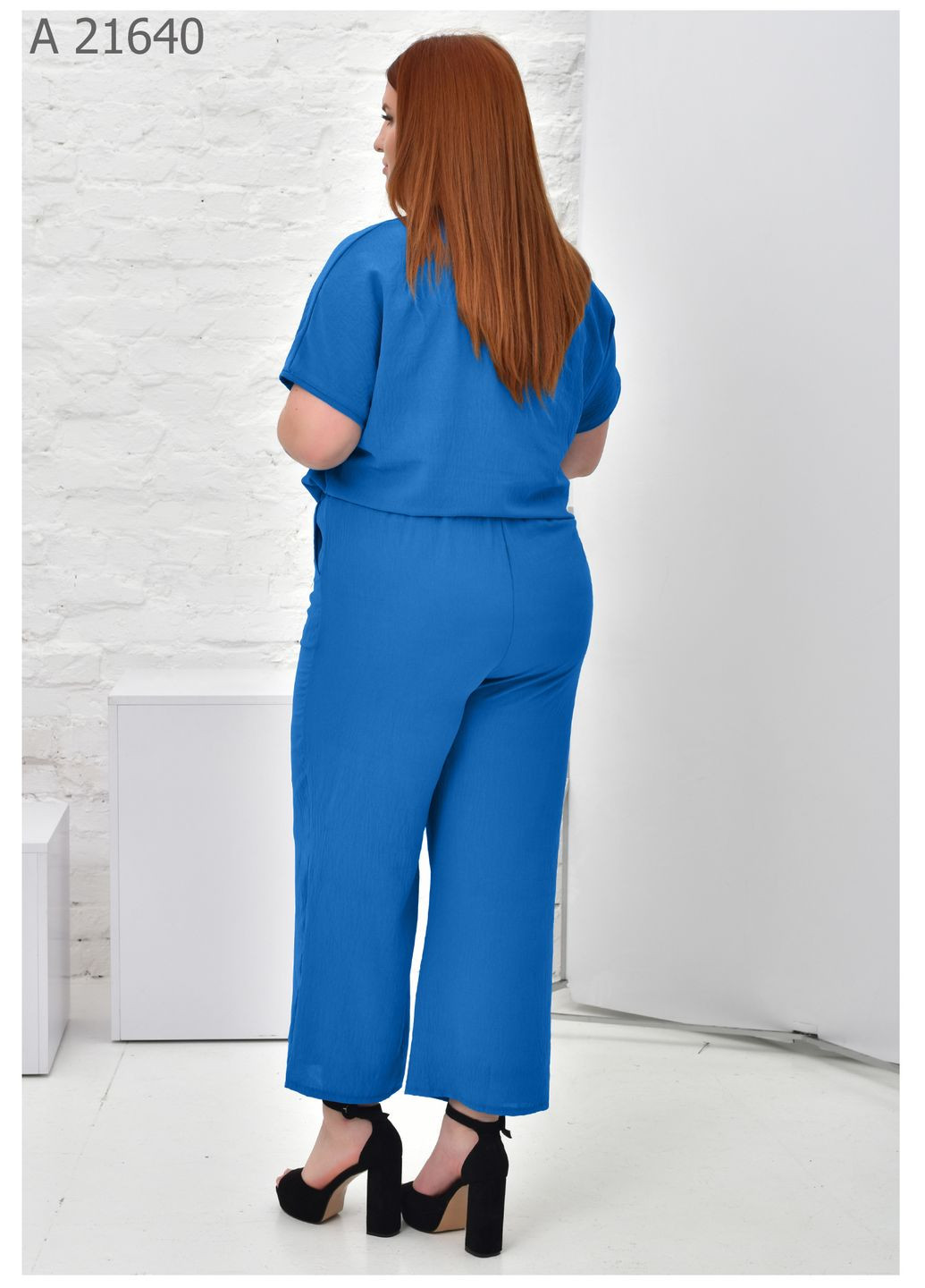 Летний костюм с капрями SK (325700872)