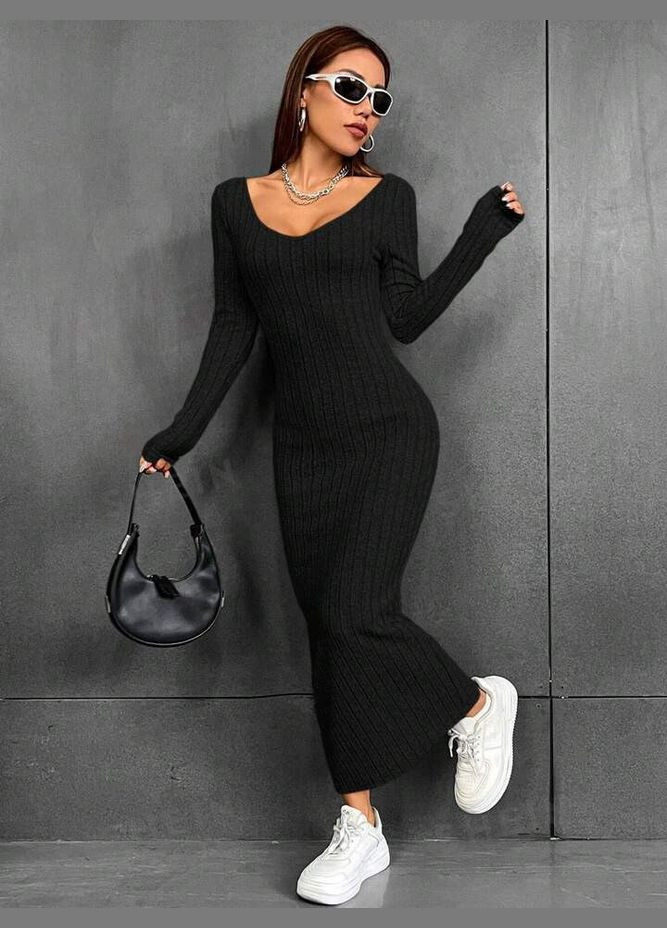 Черное приталенное длинное платье с v вырезом на спине на рукавах вырезы для пальчиков ангоровая черная You Best