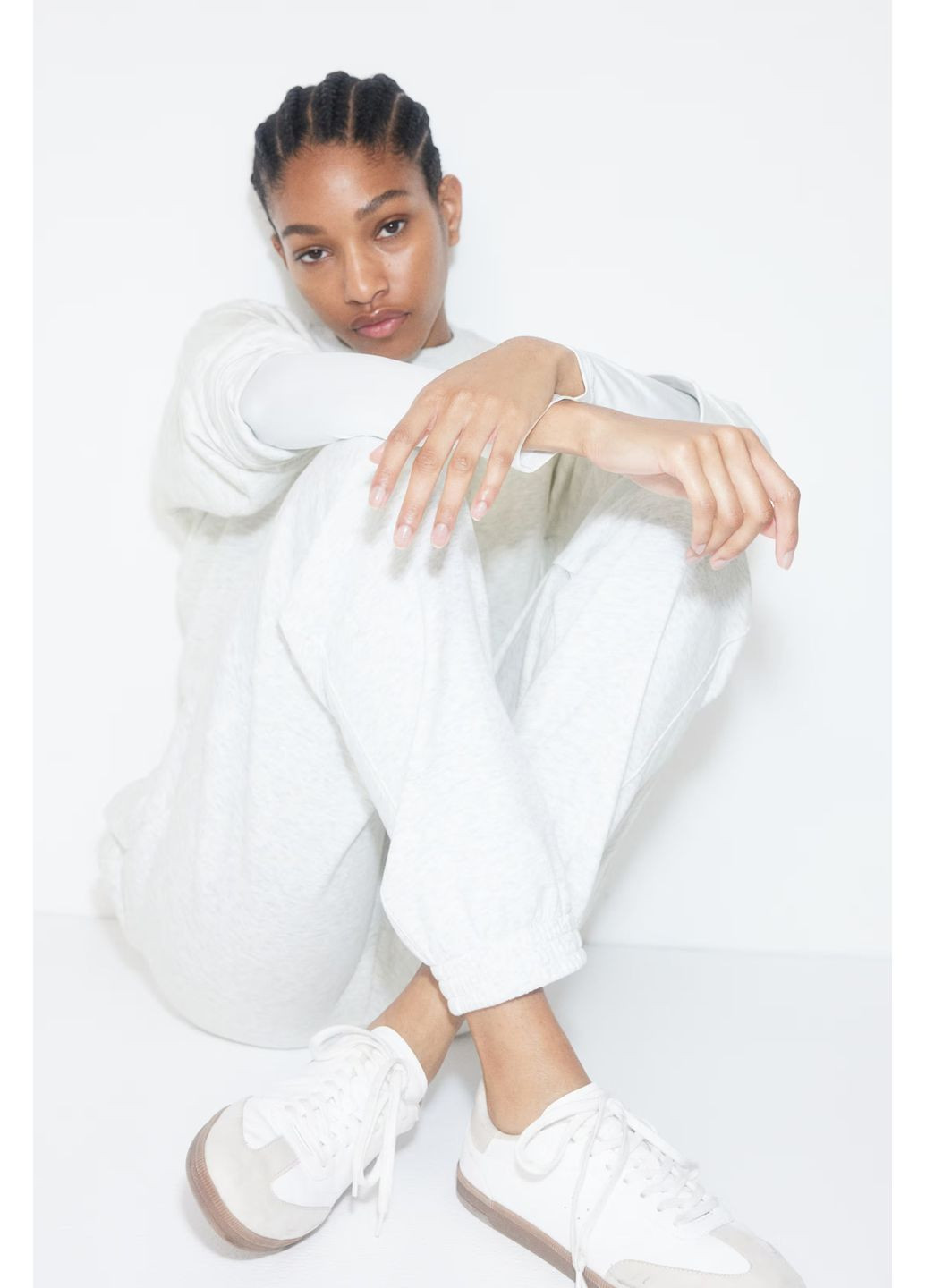 Серый свитшот из хлопка H&M однотонный (368913667)