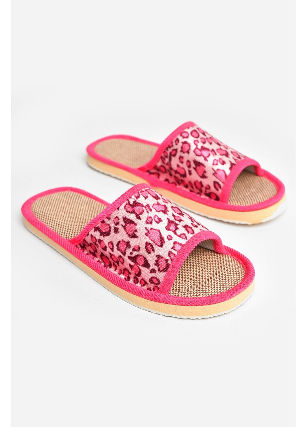 Капці домашні жіночі рожевого кольору Let's Shop (364955867)