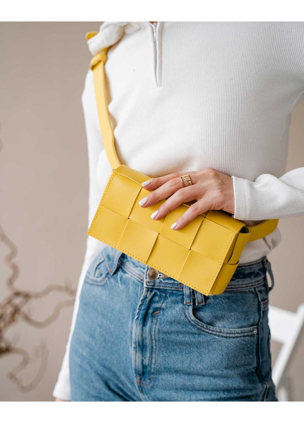 Сумка жіноча Енді жовта екошкіра клатч для молоді з магнітом одне відділення ProDobro (367264165)