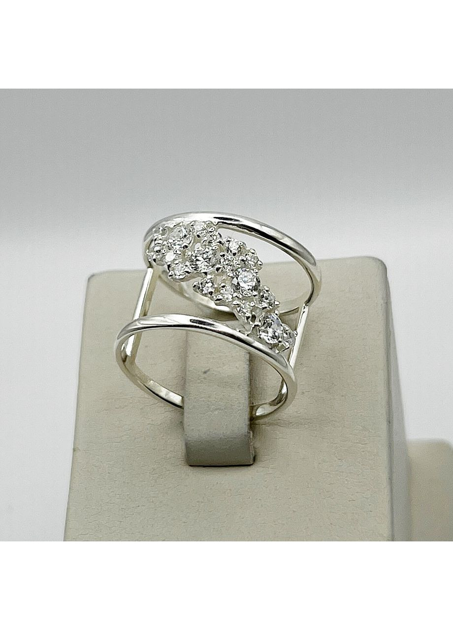 Каблучка срібна з кубічним цирконієм "Акація" 18 4,67 г No Brand (370142727)