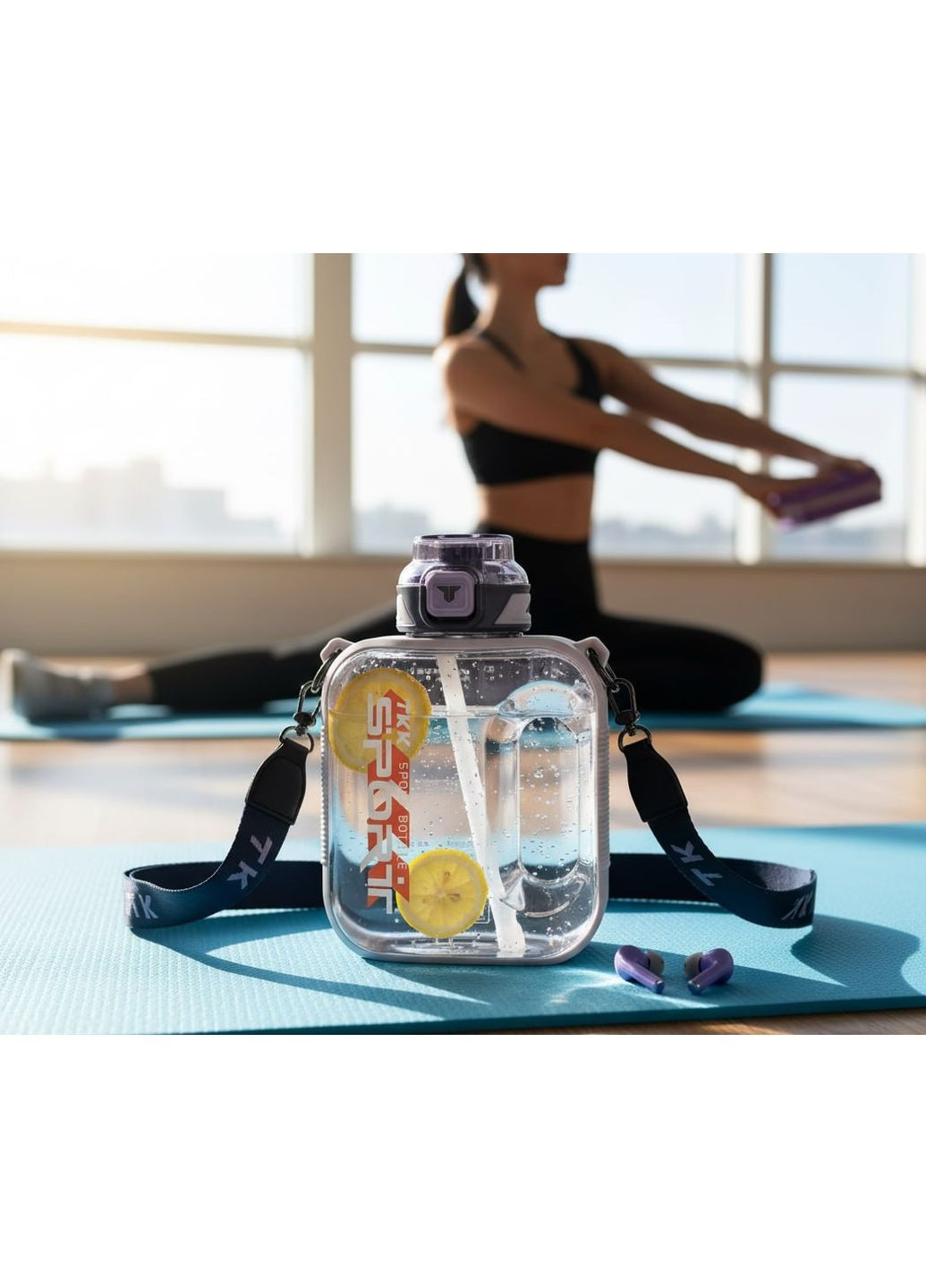 Пляшка TKK SPORT для води 1600 мл із безпечного тритану. Фіолетова No Brand (296101822)